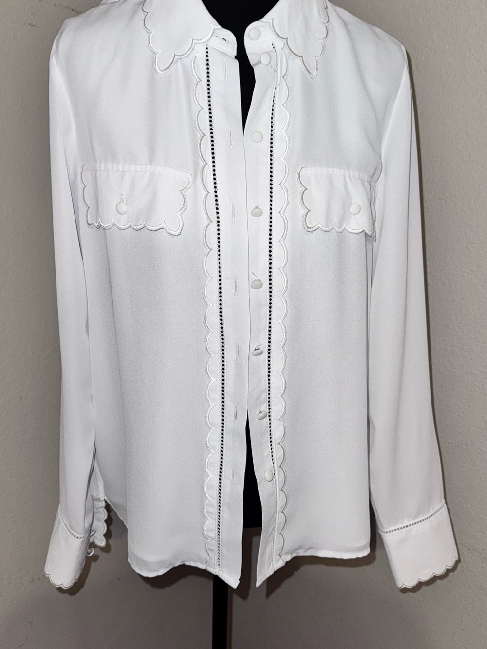 CeCe White Scallop Blouse